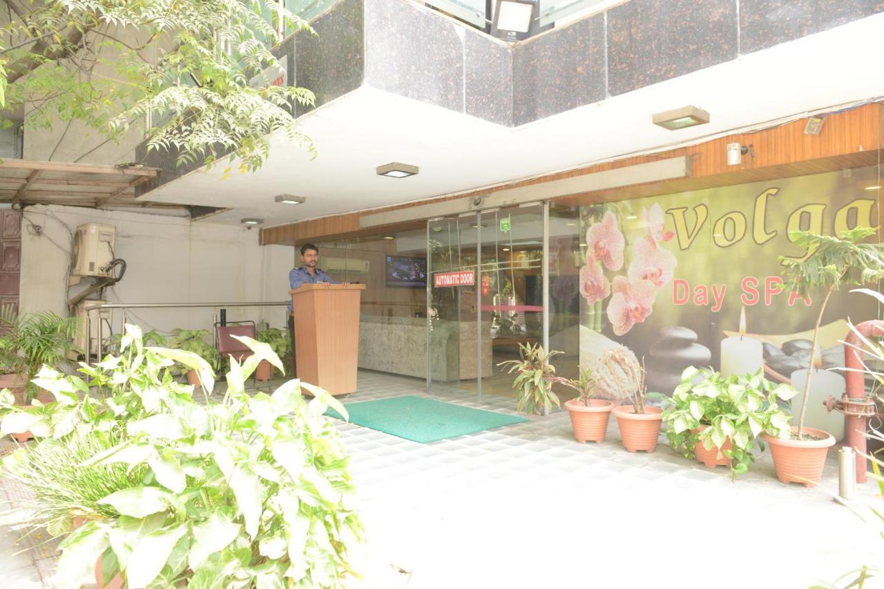 Hotel Balsons Continental Nova Deli Exterior foto